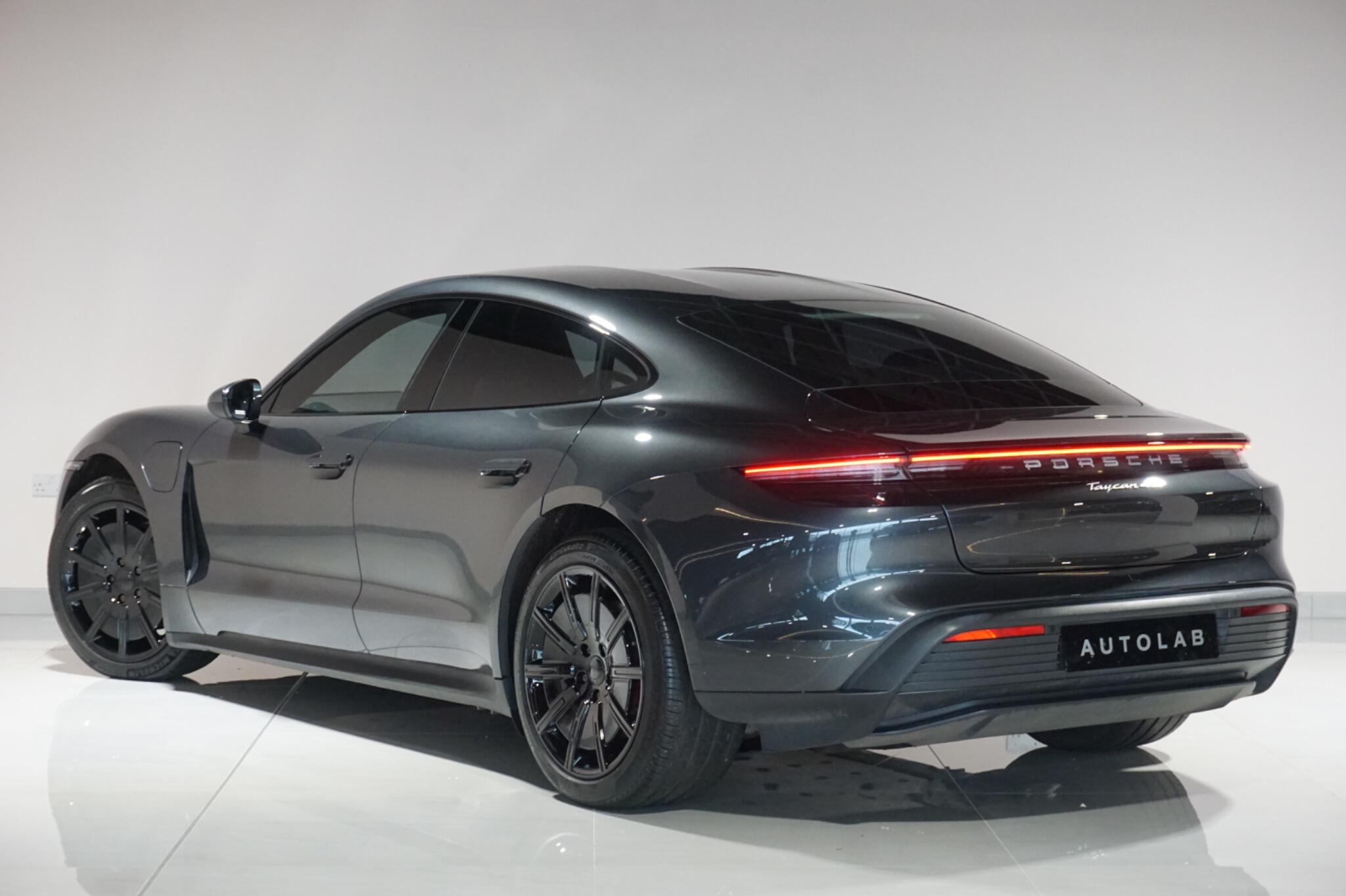 Porsche Taycan Performance Plus 93.4kWh 4S Saloon 4dr Electric Auto 4WD (571 ps)